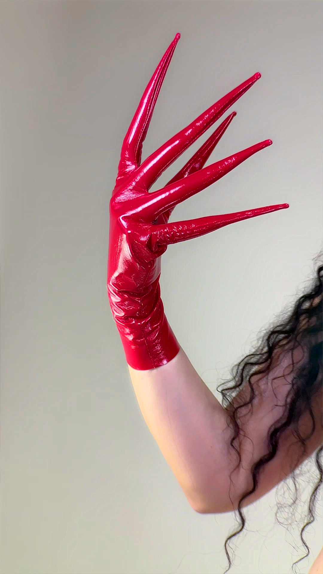 Shine Red CLAW GLOVES  POINTED - Patent Leather Shine ulasan dan harga